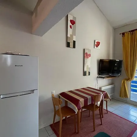 Apartment T2 Mezzanine 4 Pers. Piscine Parking - Fr-1-379-110 *